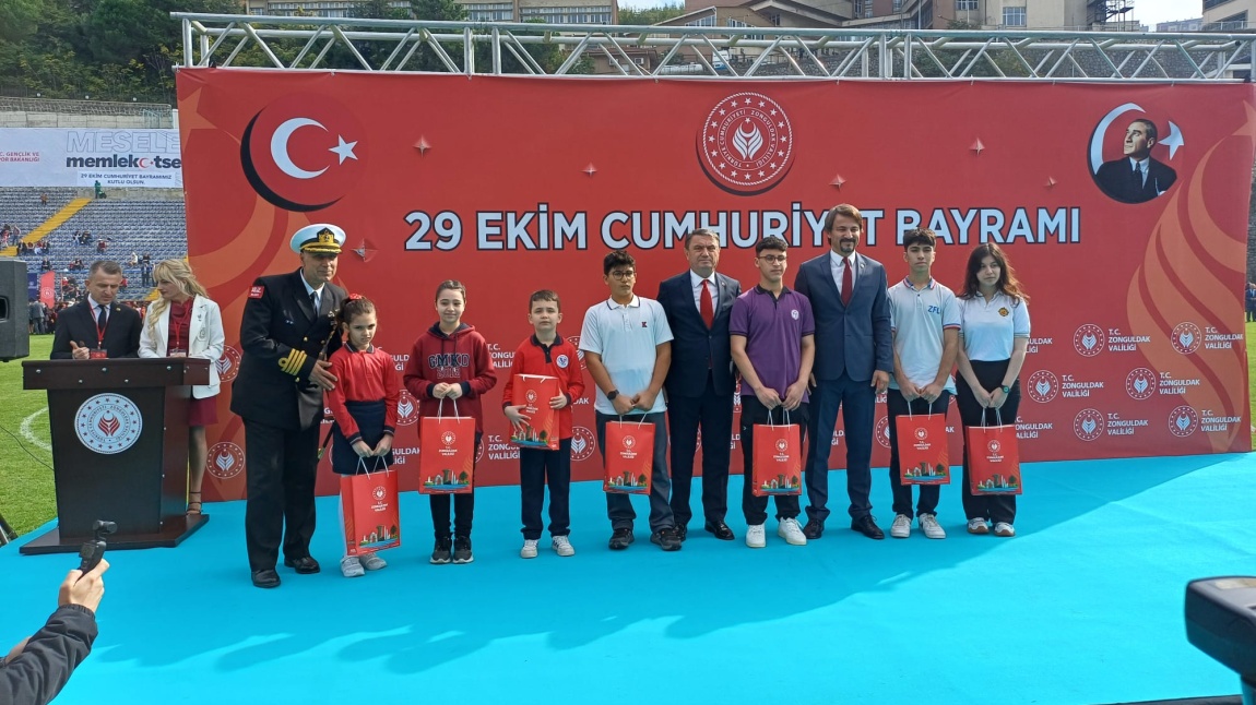 29 EKİM CUMHURİYET BAYRAMI ŞİİR YARIŞMASINDA 3. OLDUK